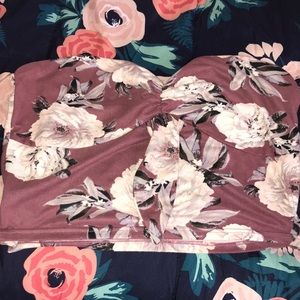 Pink floral crop top size L Charlotte Russe ❤️❤️